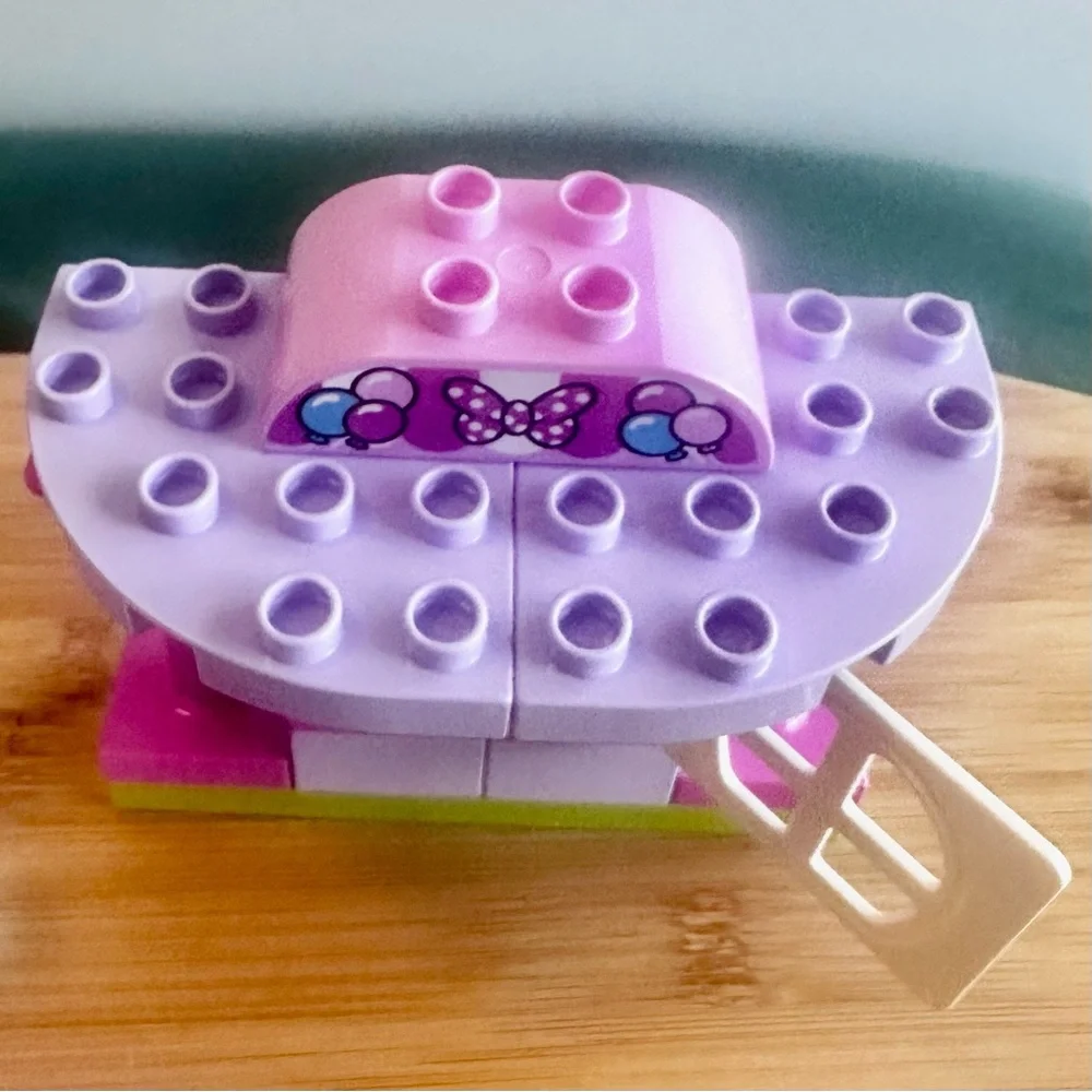 Lego 10873 DUPLO Minnie’s Birthday Party Purple and Yellow Brick Set